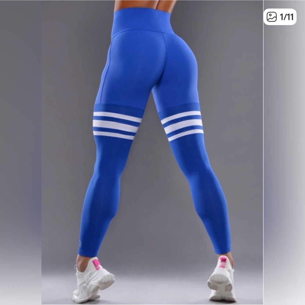 Bombshell High-Waisted Leggings